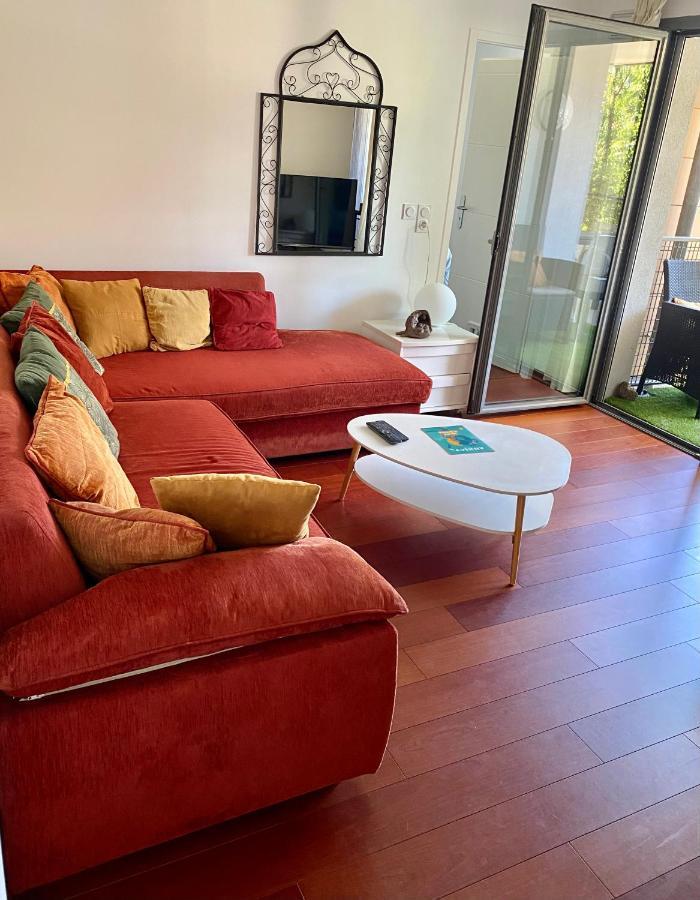 אנסי Appart Cosy Proche Du Lac Avec Terrasse מראה חיצוני תמונה